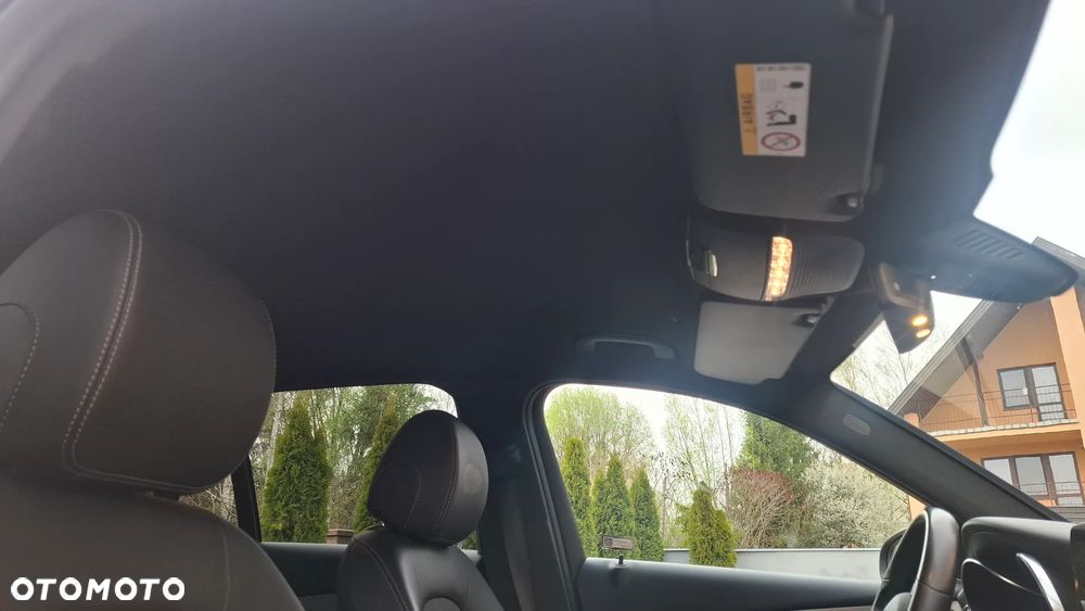 Mercedes-Benz GLC 200 d 4Matic 9G-TRONIC AMG Line Plus - 12