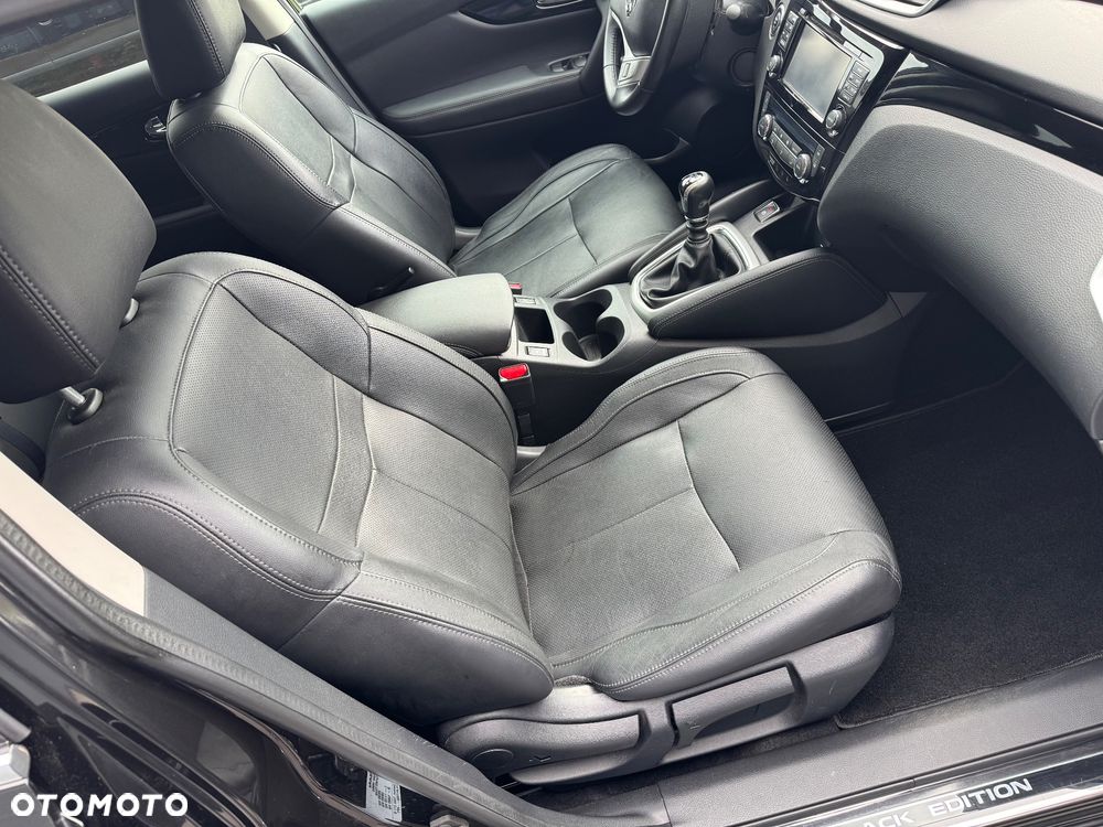 Nissan Qashqai 1.6 DCi 4x4 Black Edition EU6 - 18