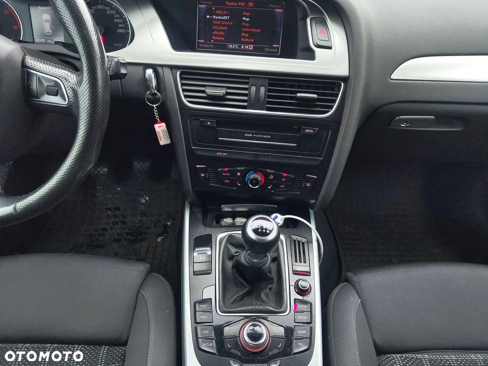 Audi A4 Avant - 8
