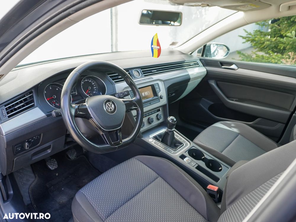 Volkswagen Passat - 7