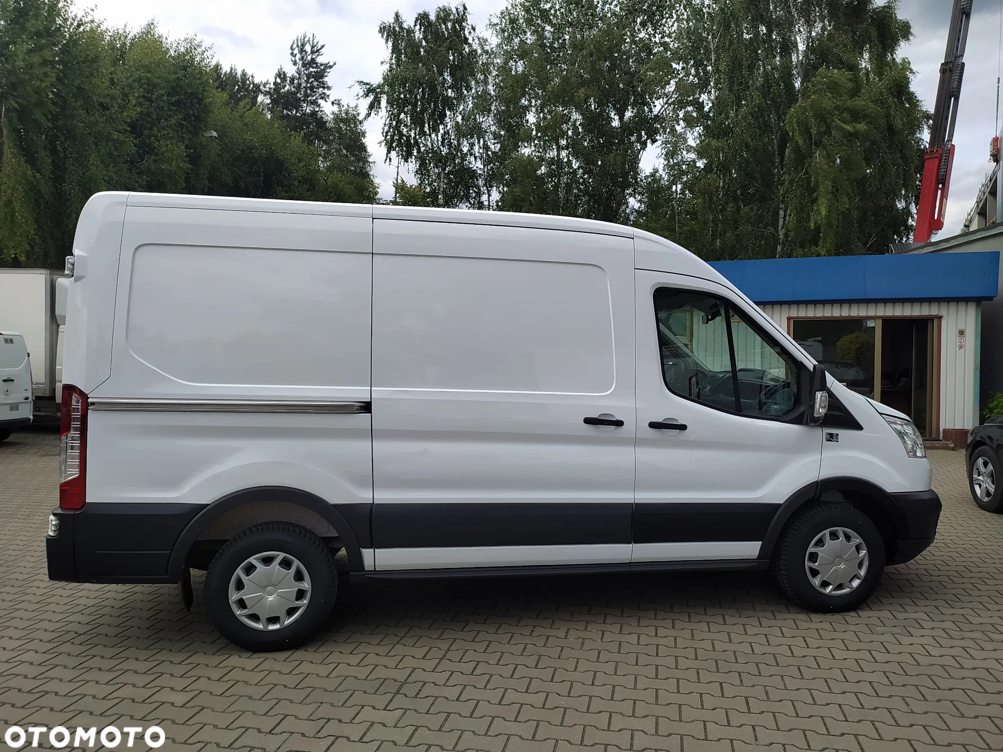 Ford TRANSIT L2 H2 MAŁY PRZEBIEG  GWARANCJA MECHANICZNA 1-ROK  F-VAT 23% - 9