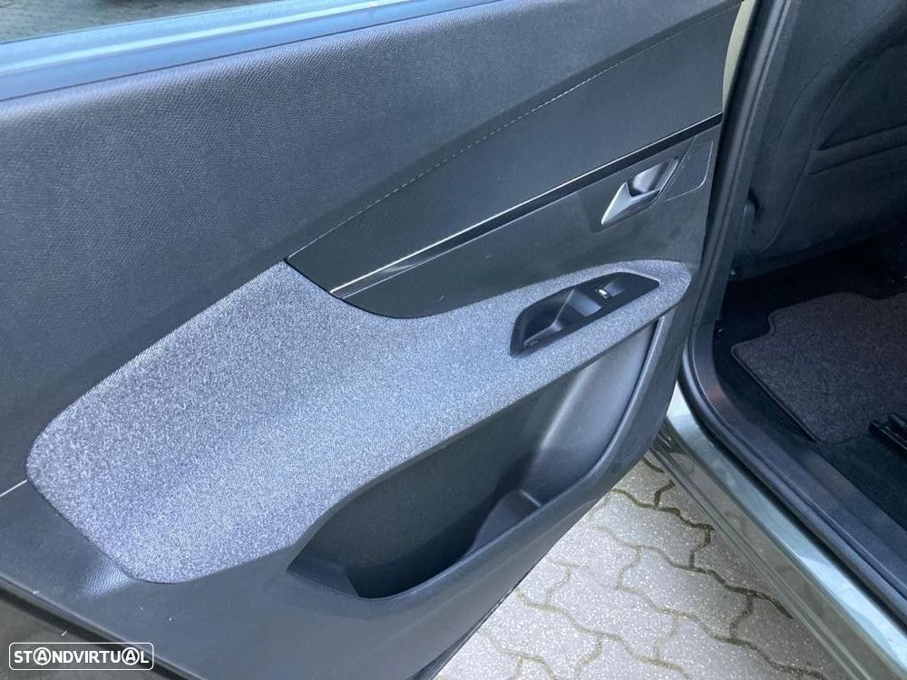 Peugeot 5008 1.5 BlueHDi Allure - 15