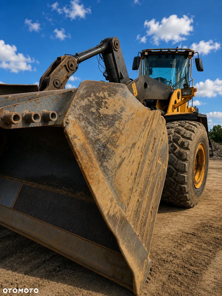 Volvo L180E - 1