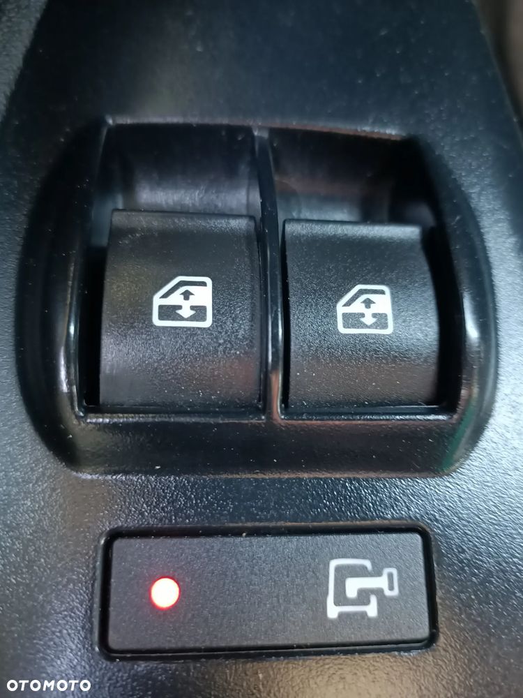 Fiat Doblo Chłodnia 95 KM 2 zasilania chłodni Niski Przebieg - 20