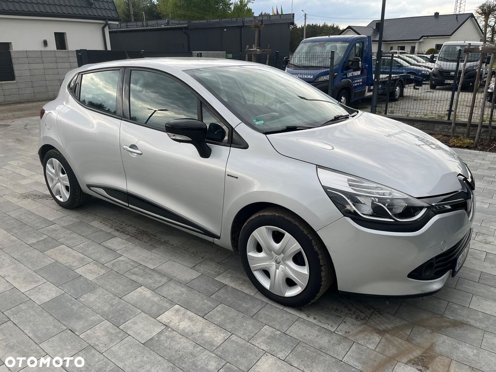 Renault Clio 1.2 16V Limited - 2