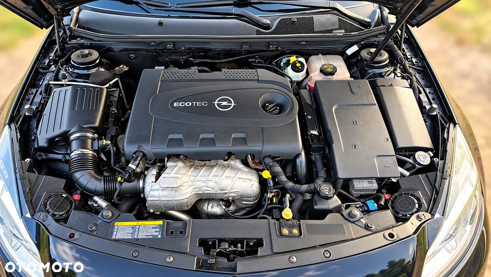 Opel Insignia - 16