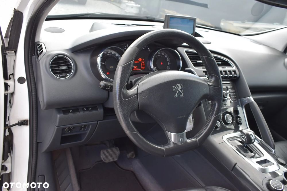 Peugeot 3008 2.0 HYbrid4 - 6