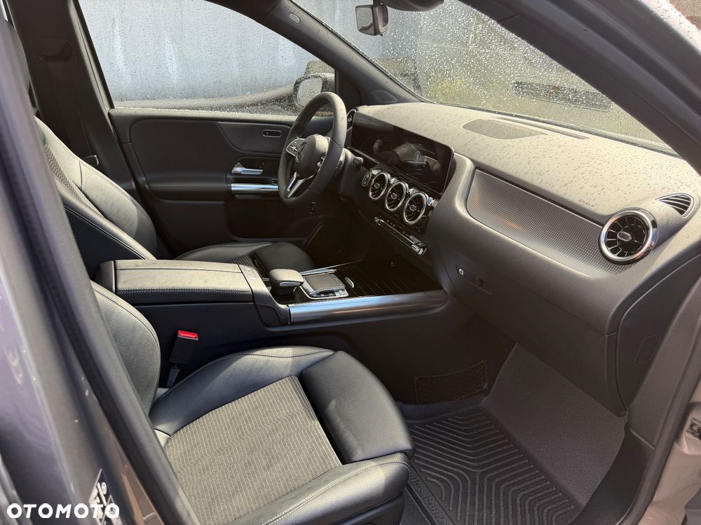 Mercedes-Benz Klasa B 200 d Style 8G-DCT - 16