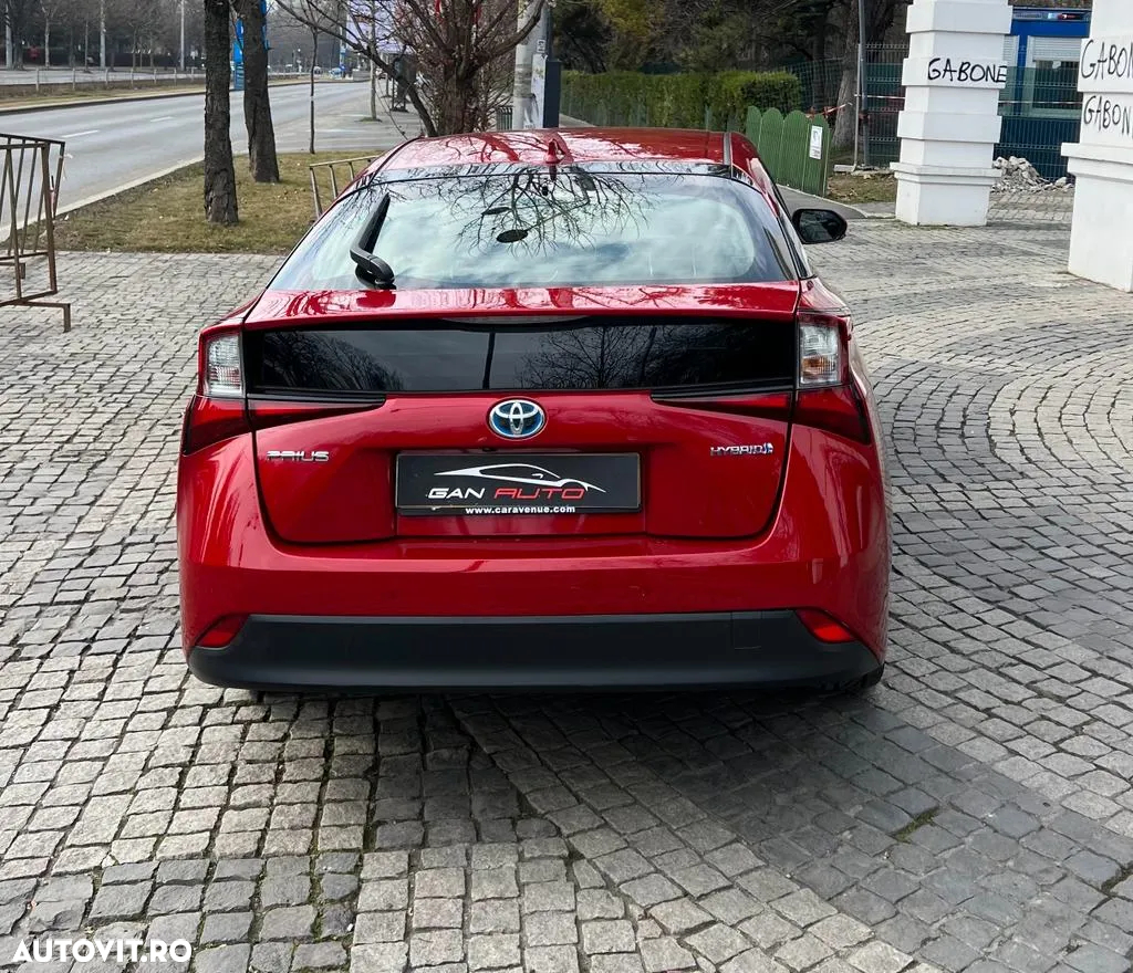 Toyota Prius Hybrid Executive - 4