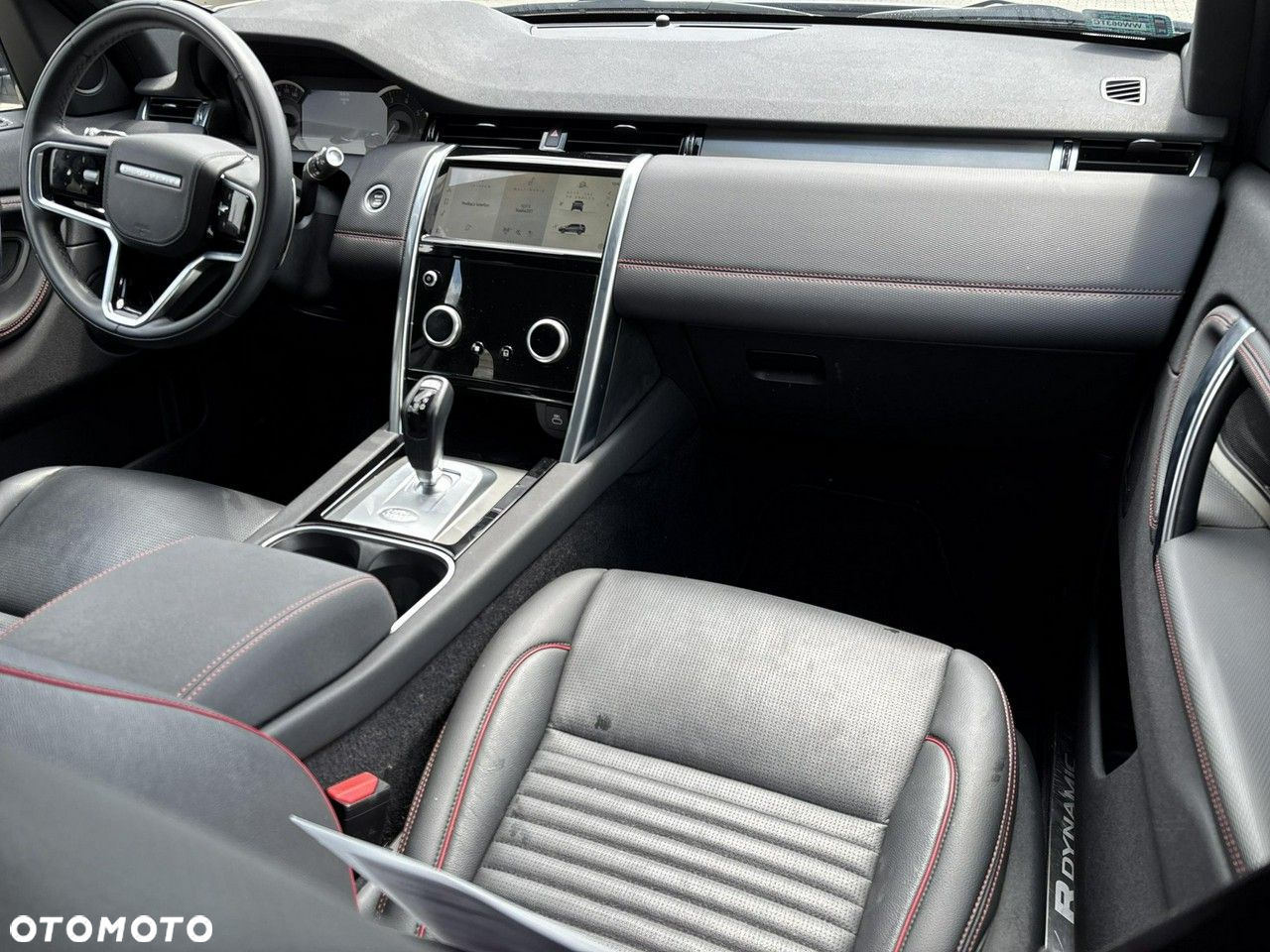 Land Rover Discovery Sport 2.0 P200 mHEV - 17