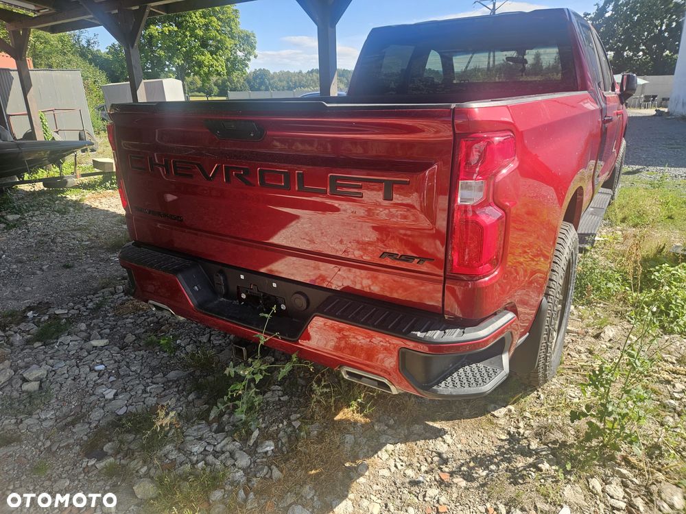 Chevrolet Silverado - 9