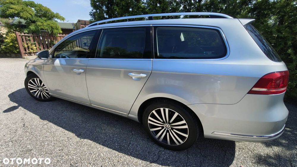 Volkswagen Passat 2.0 TDI Highline R-Style DSG - 5