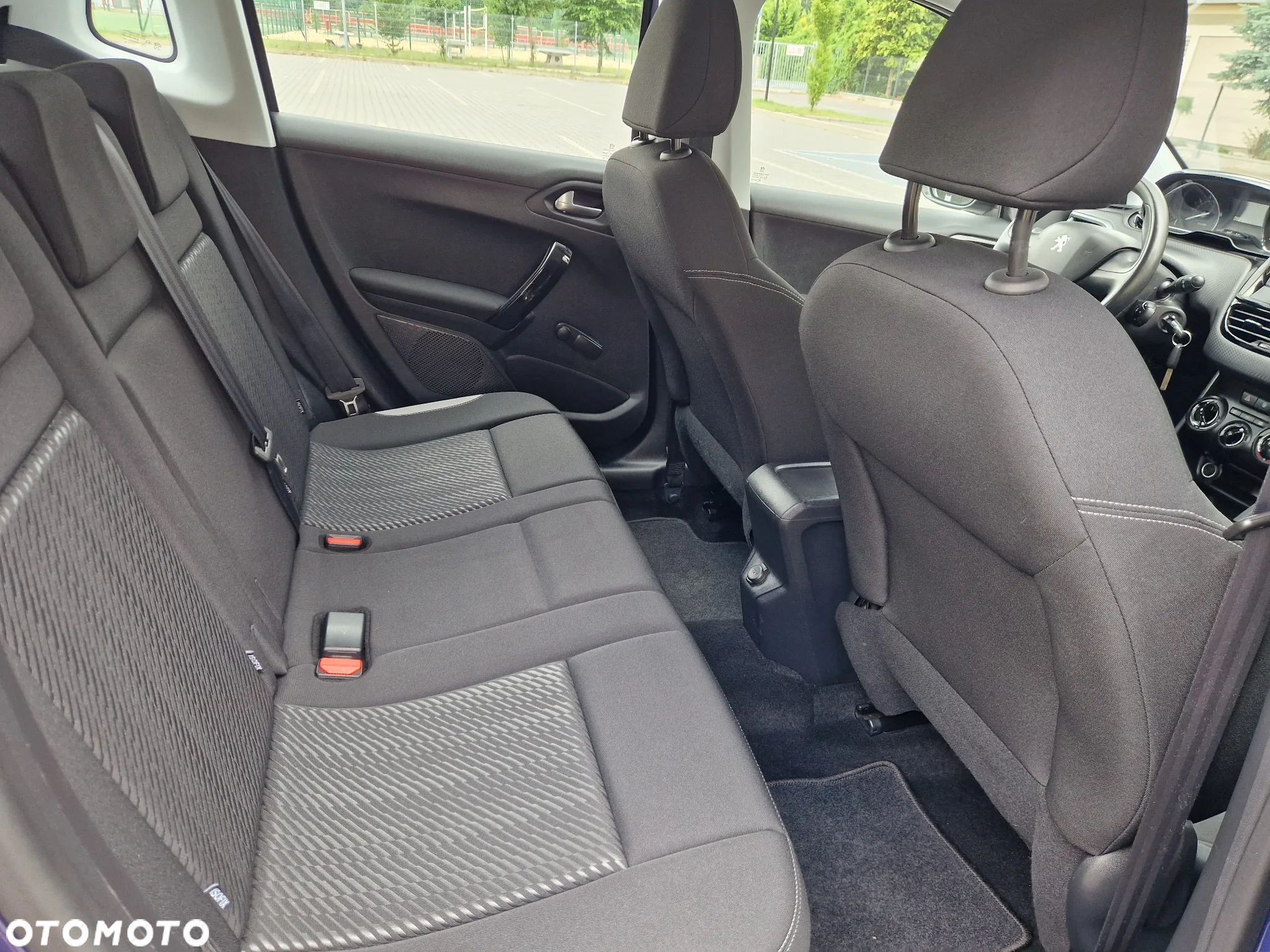 Peugeot 2008 - 31