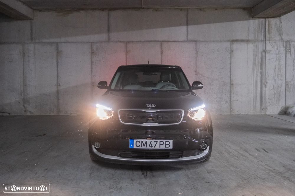 Kia e-Soul EV Play - 4