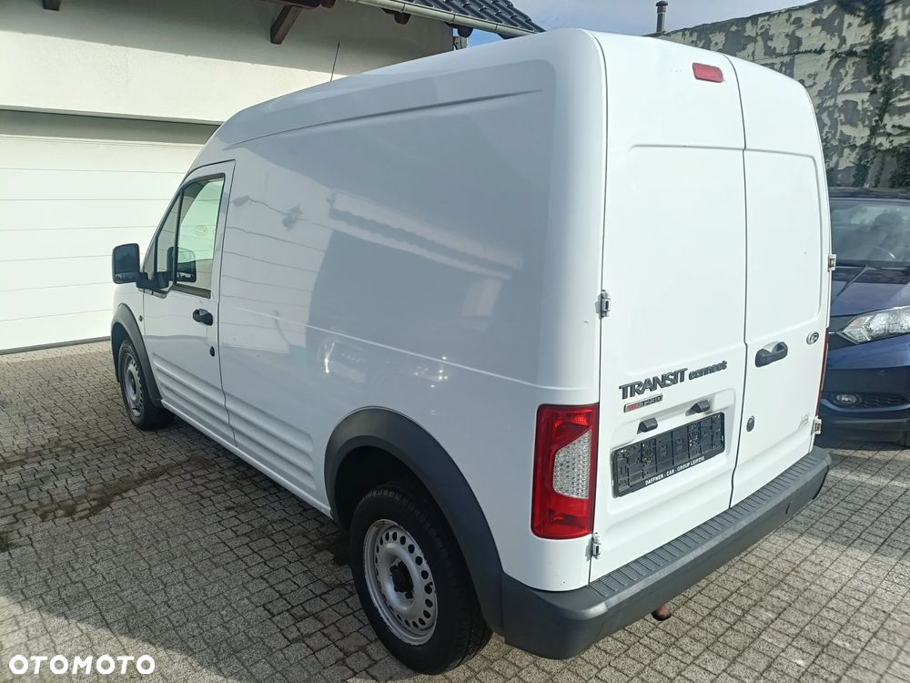 Ford Transit Connect - 18