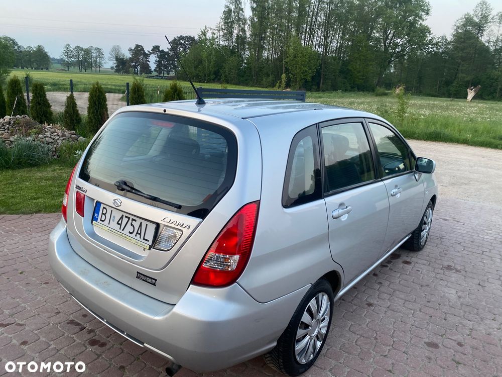 Suzuki Liana Kombi 1.6 4WD Comfort - 16