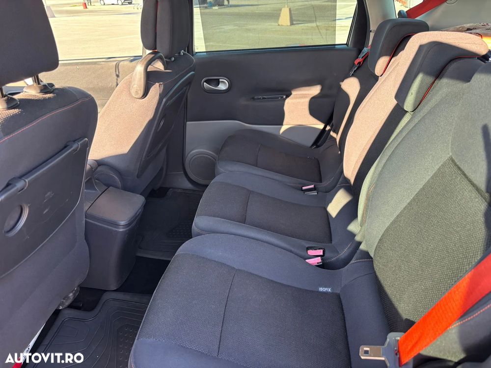 Renault Scenic 1.9dCi SL Conquest - 11