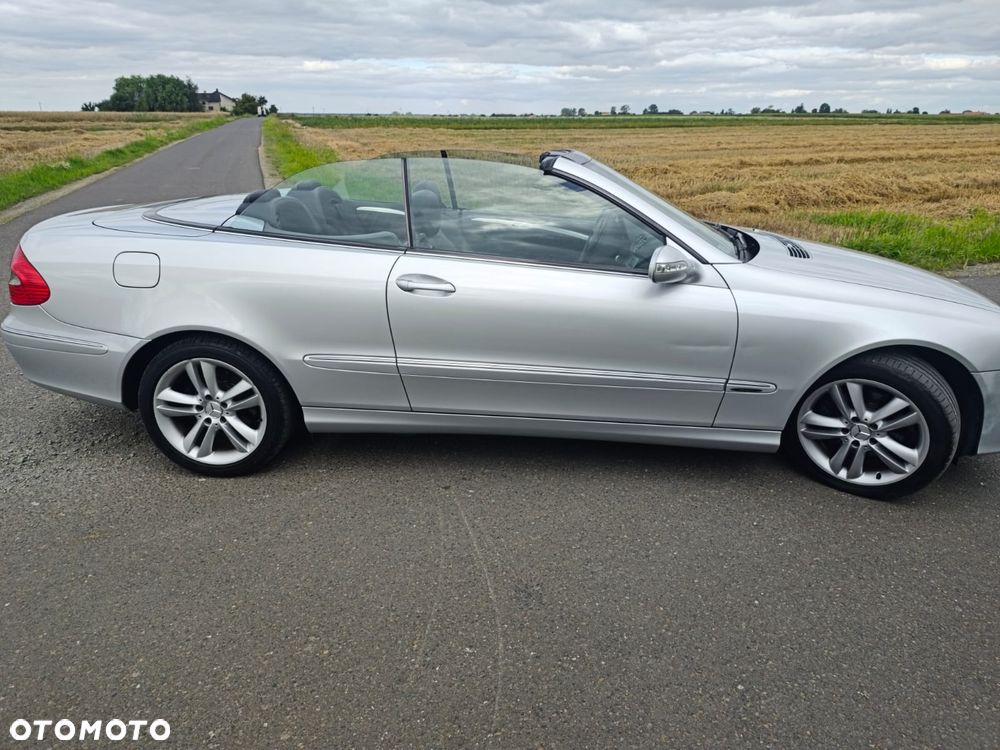 Mercedes-Benz CLK - 6