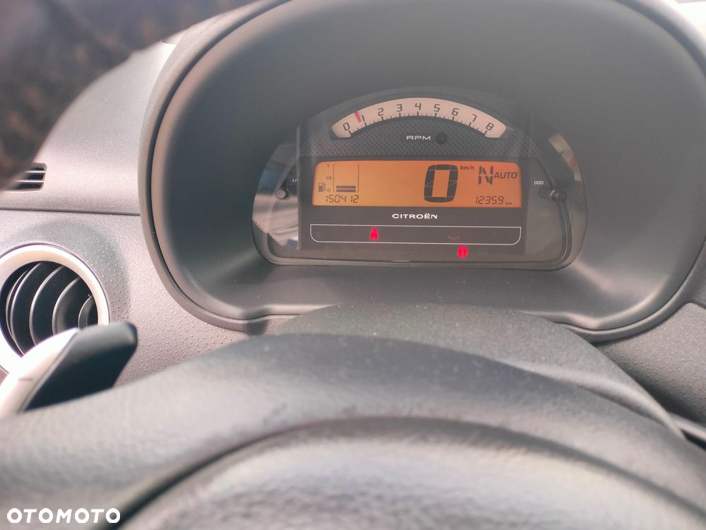 Citroën C2 1.6 16V Senso Drive VTR - 11