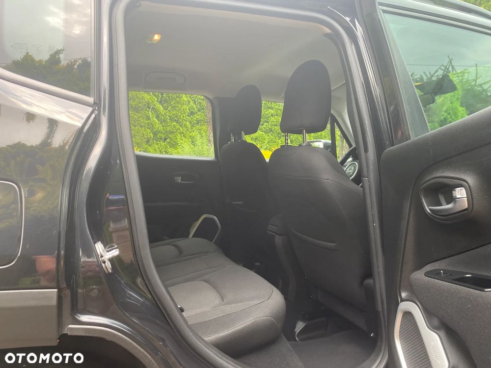 Jeep Renegade 1.4 MultiAir DSG Longitude - 23