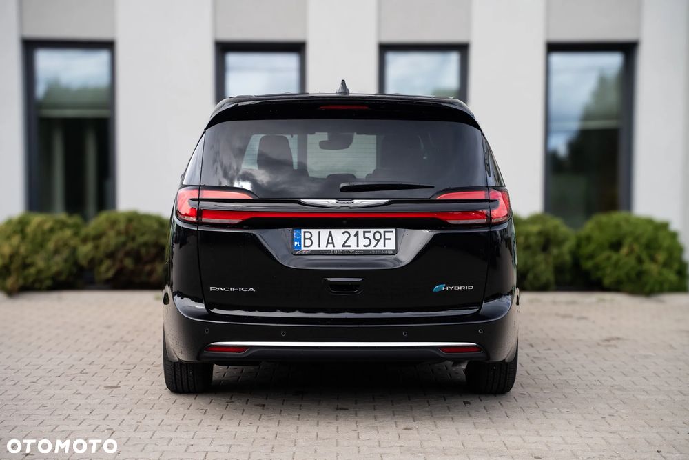 Chrysler Pacifica - 7