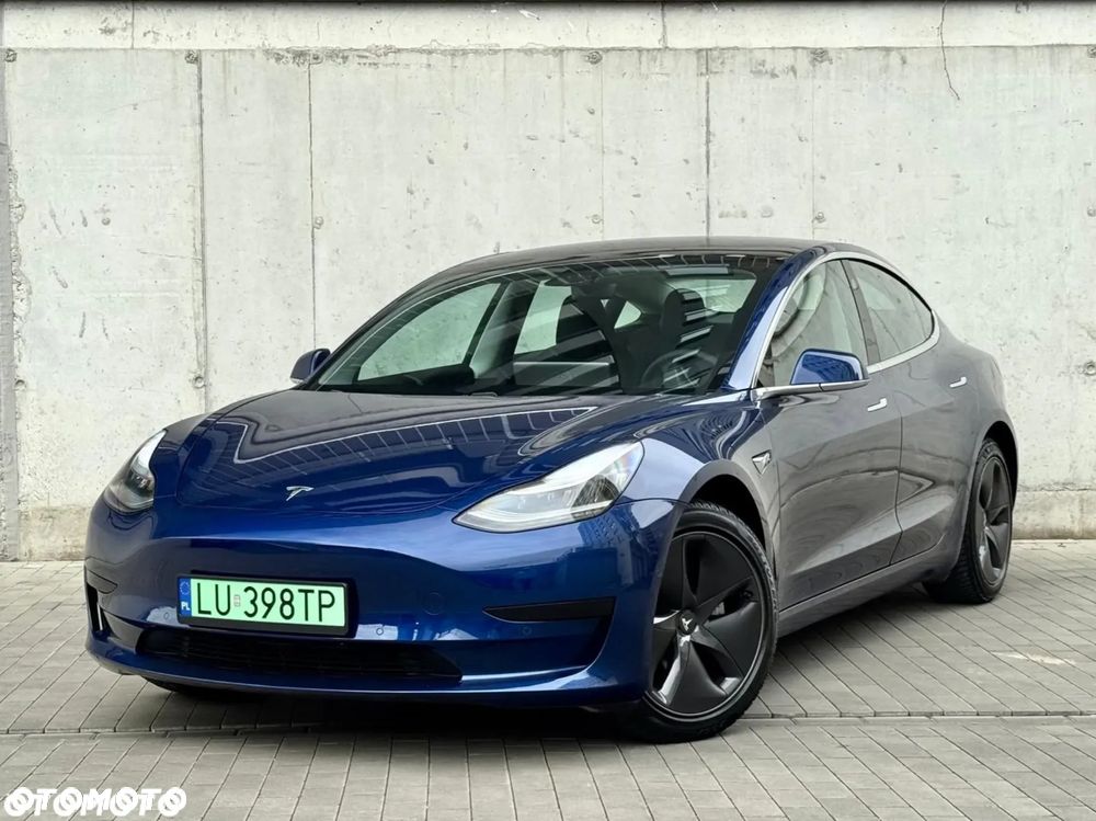 Tesla Model 3 Standard Reichweite Plus Hinterradantrieb - 2