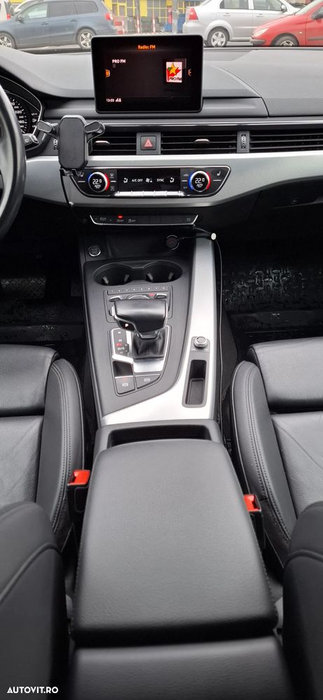 Audi A4 40 TFSI S tronic sport - 11