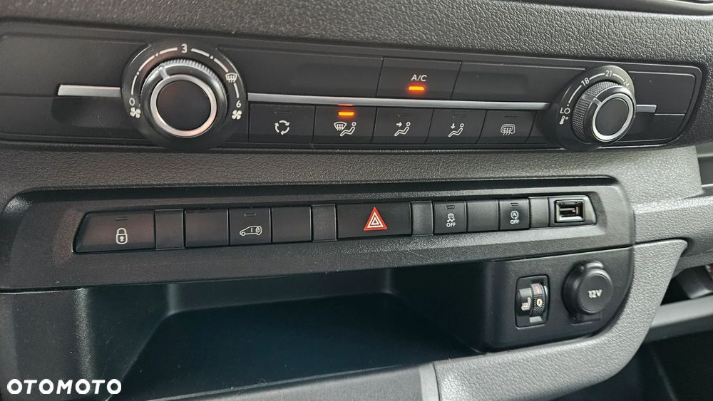 Toyota Proace 2,0D L2 Klima Tempomat Hak Bezwypadkowy - 21