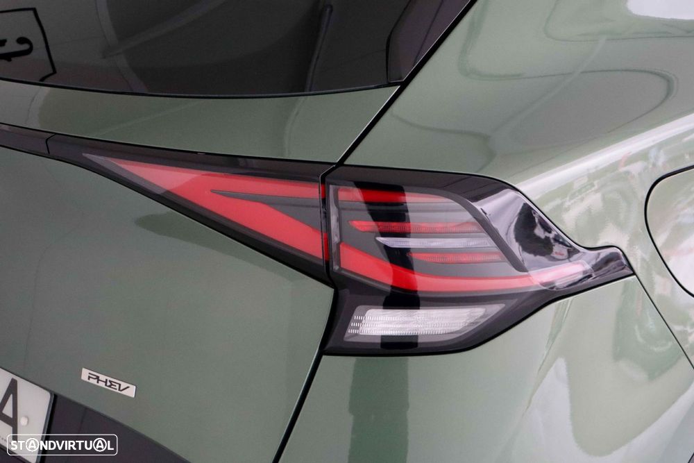 Kia Sportage 1.6 T-GDi PHEV Tech - 9