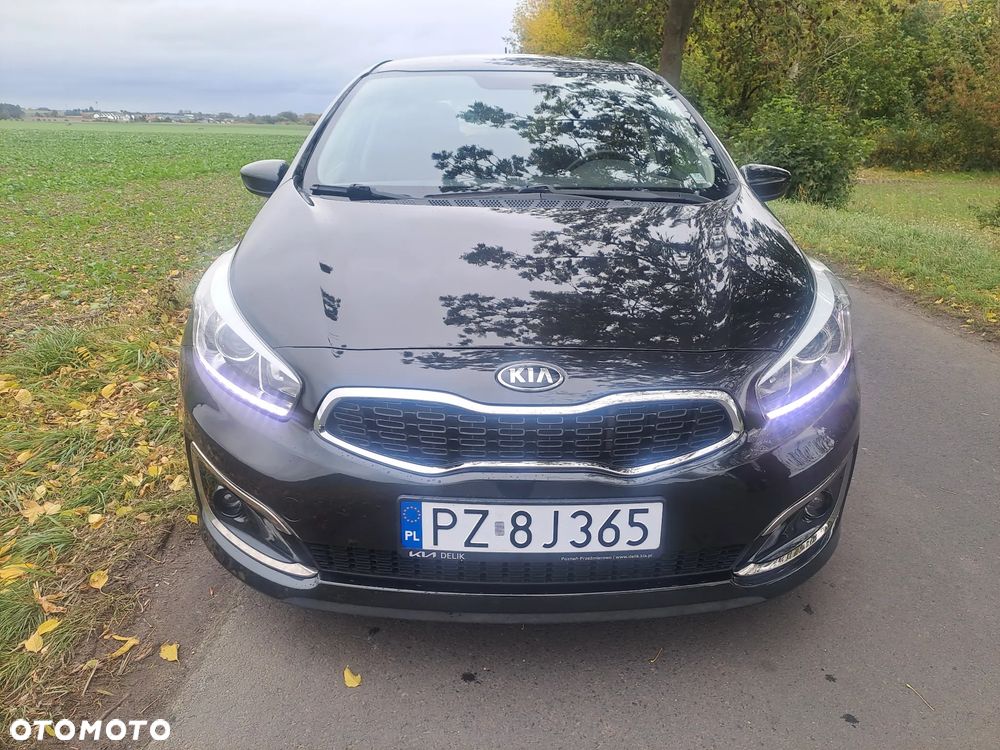 Kia Ceed 1.0 T-GDI 100 ISG Dream Team Edition - 5