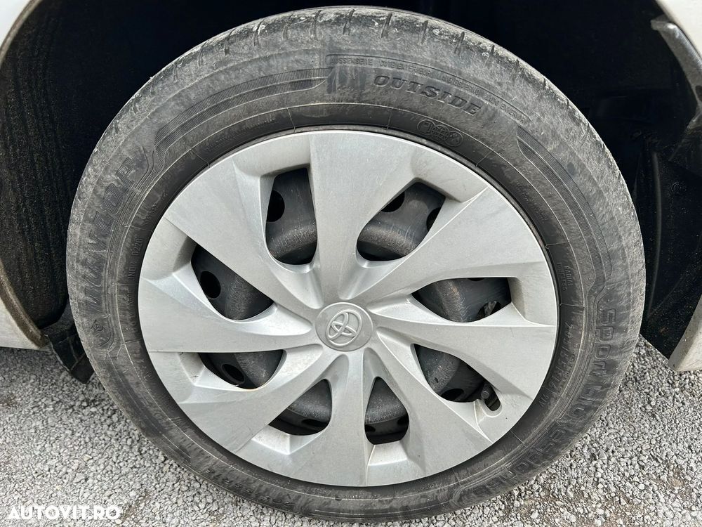 Toyota Corolla 1.6 Valvematic Terra - 13