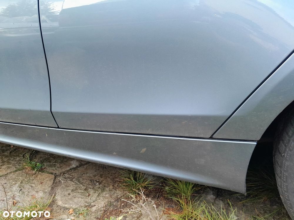 Drzwi tylne lewe BMW 1 E87 A18/7 QUARZBLAU - 3