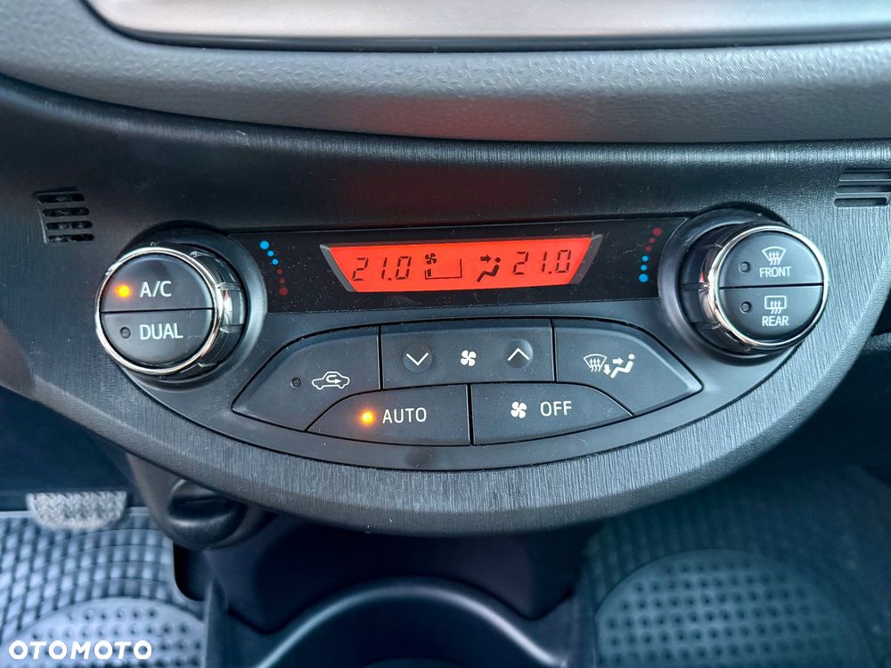 Toyota Yaris 1.33 Premium MS EU6 - 25