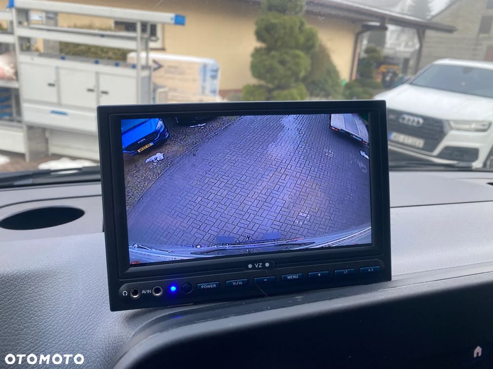 Mercedes-Benz SPRINTER - 10