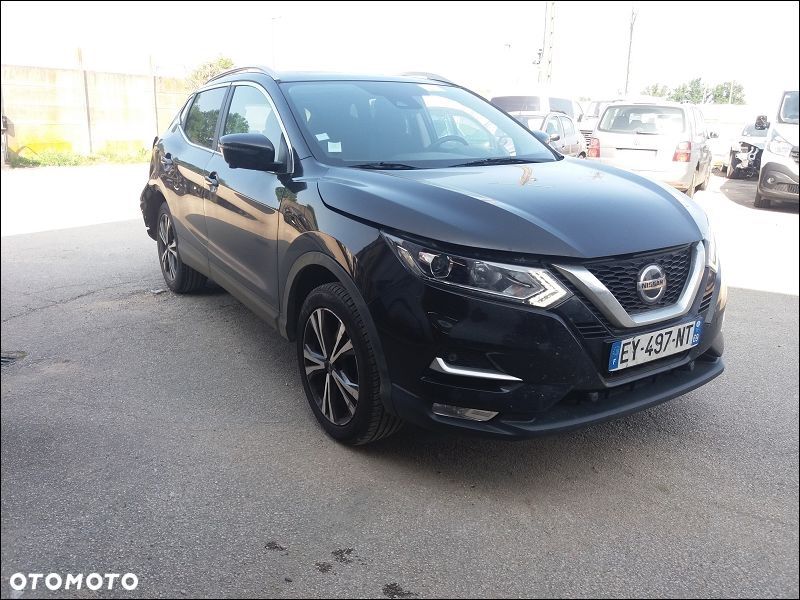 Nissan Qashqai - 1