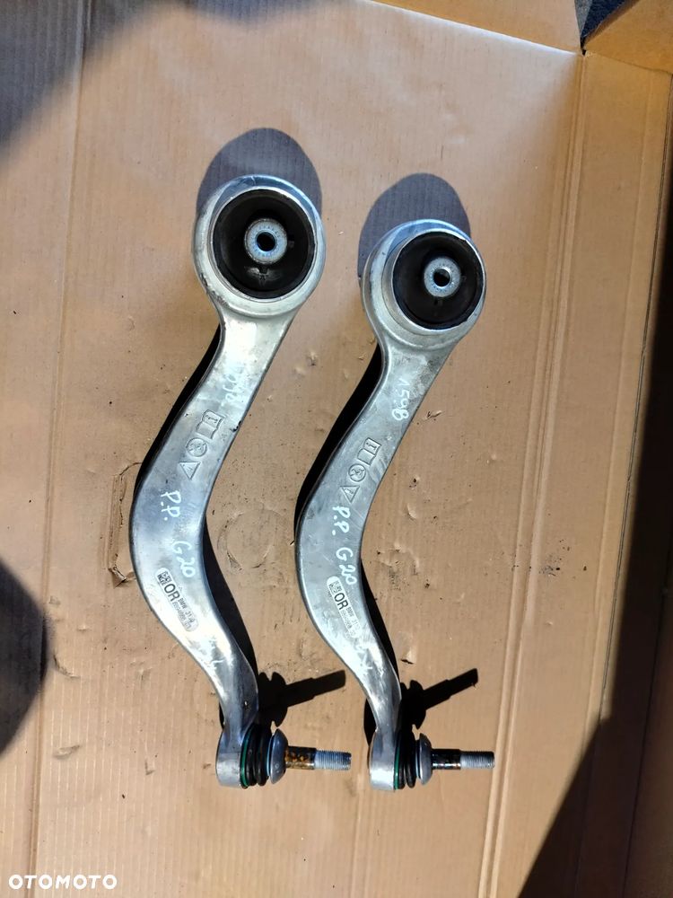 Wahacz prawy przód rozprężny,banan BMW G20 xdrive