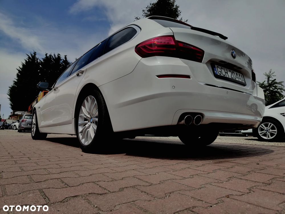 BMW Seria 5 520d Luxury Line - 11