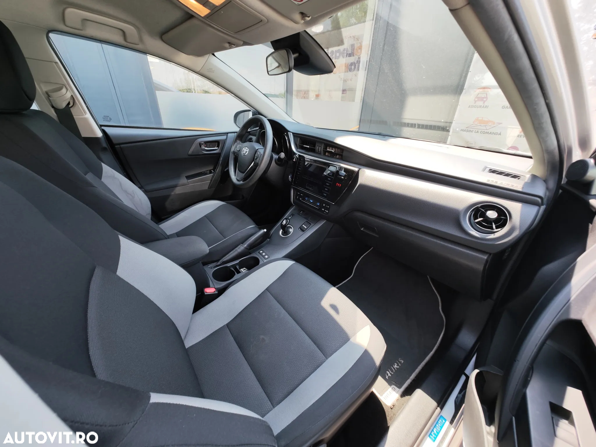 Toyota Auris - 10