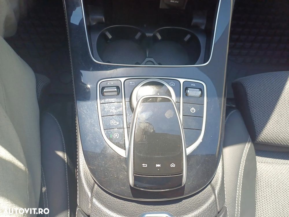 Mercedes-Benz E - 23
