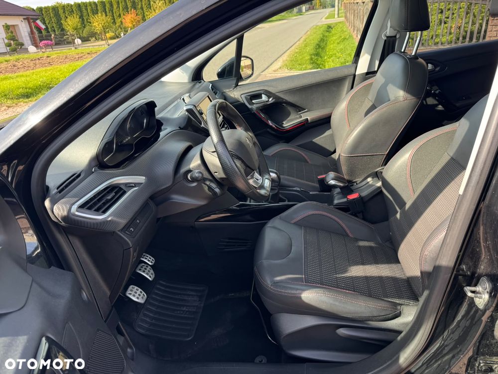 Peugeot 2008 - 15
