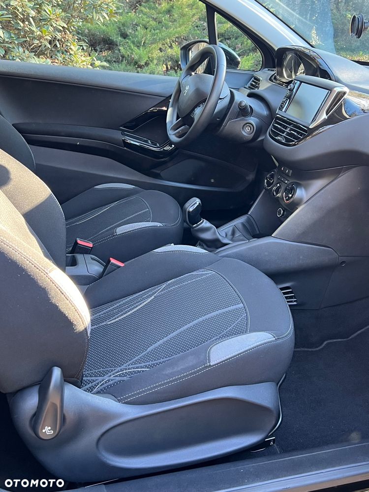 Peugeot 208 68 VTI Active - 14