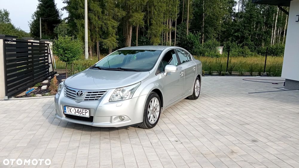 Toyota Avensis 1.8 Sol - 8