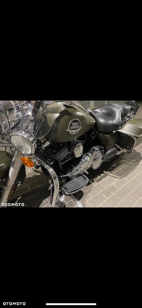 Harley-Davidson Touring Road King - 4