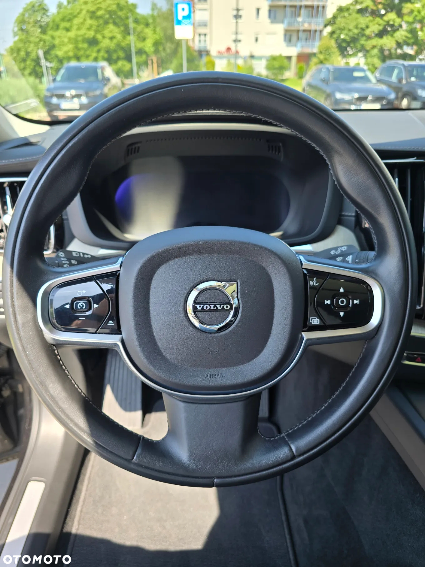Volvo XC 60 T6 Plug-In Hybrid AWD Inscription - 9