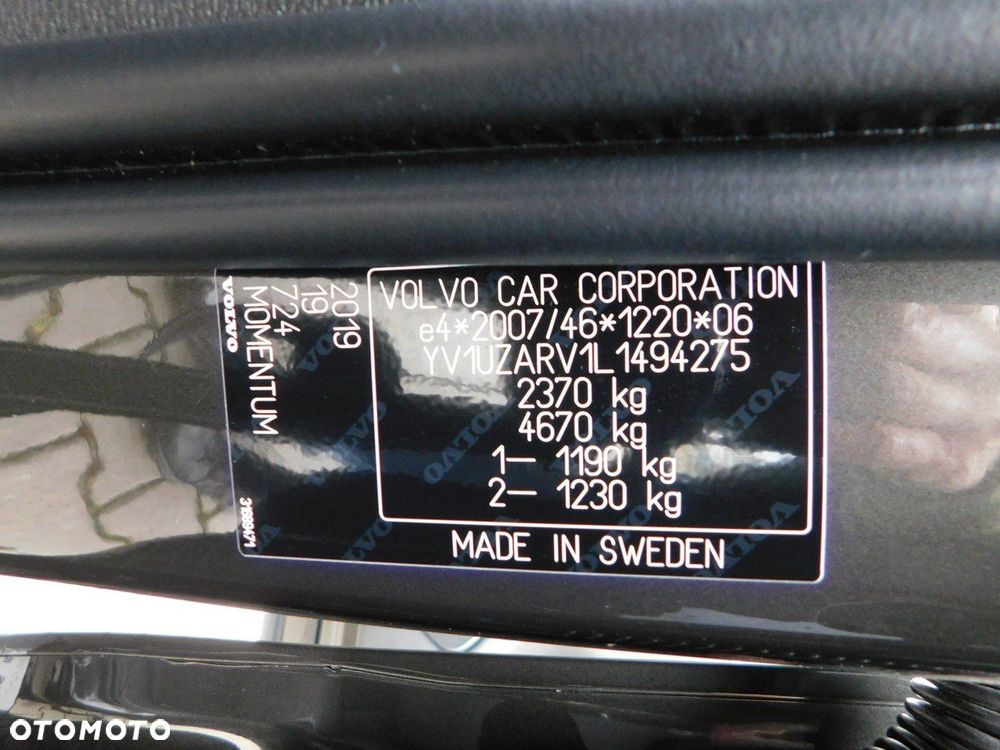 Volvo XC 60 D3 Momentum Pro - 26