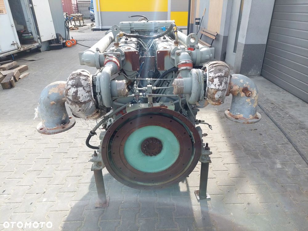 Silnik spalinowy Deutz TBD 616 V12 [kW-576][12-cylindrowy Turbo][ENG 3302][ST] - 19