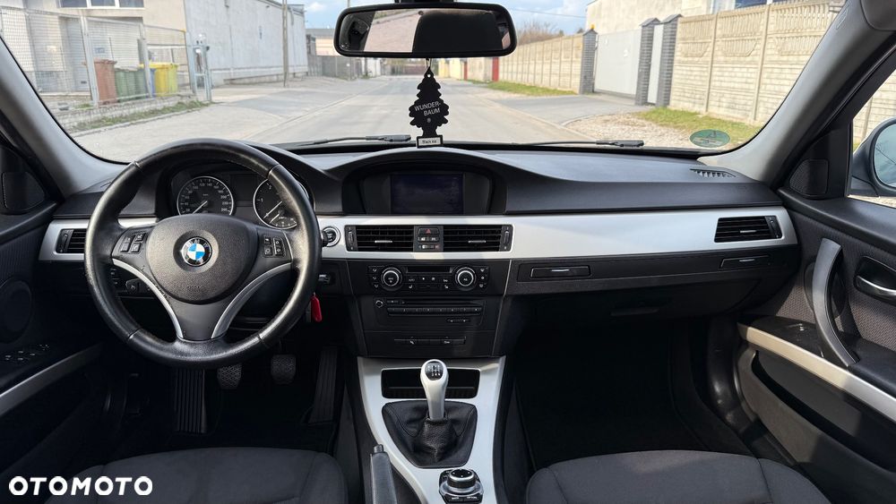 BMW Seria 3 320d DPF - 27