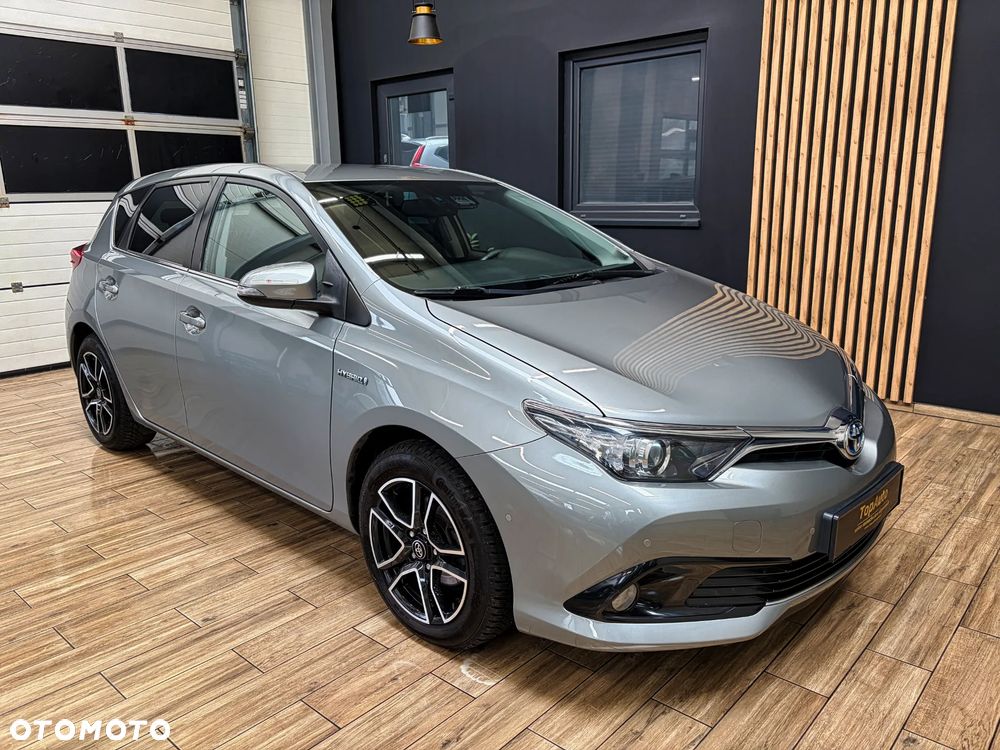 Toyota Auris - 5