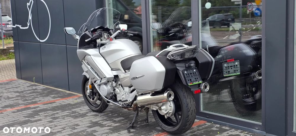 Yamaha FJR - 29