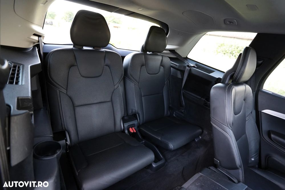 Volvo XC 90 D5 AWD Geartronic Inscription - 9